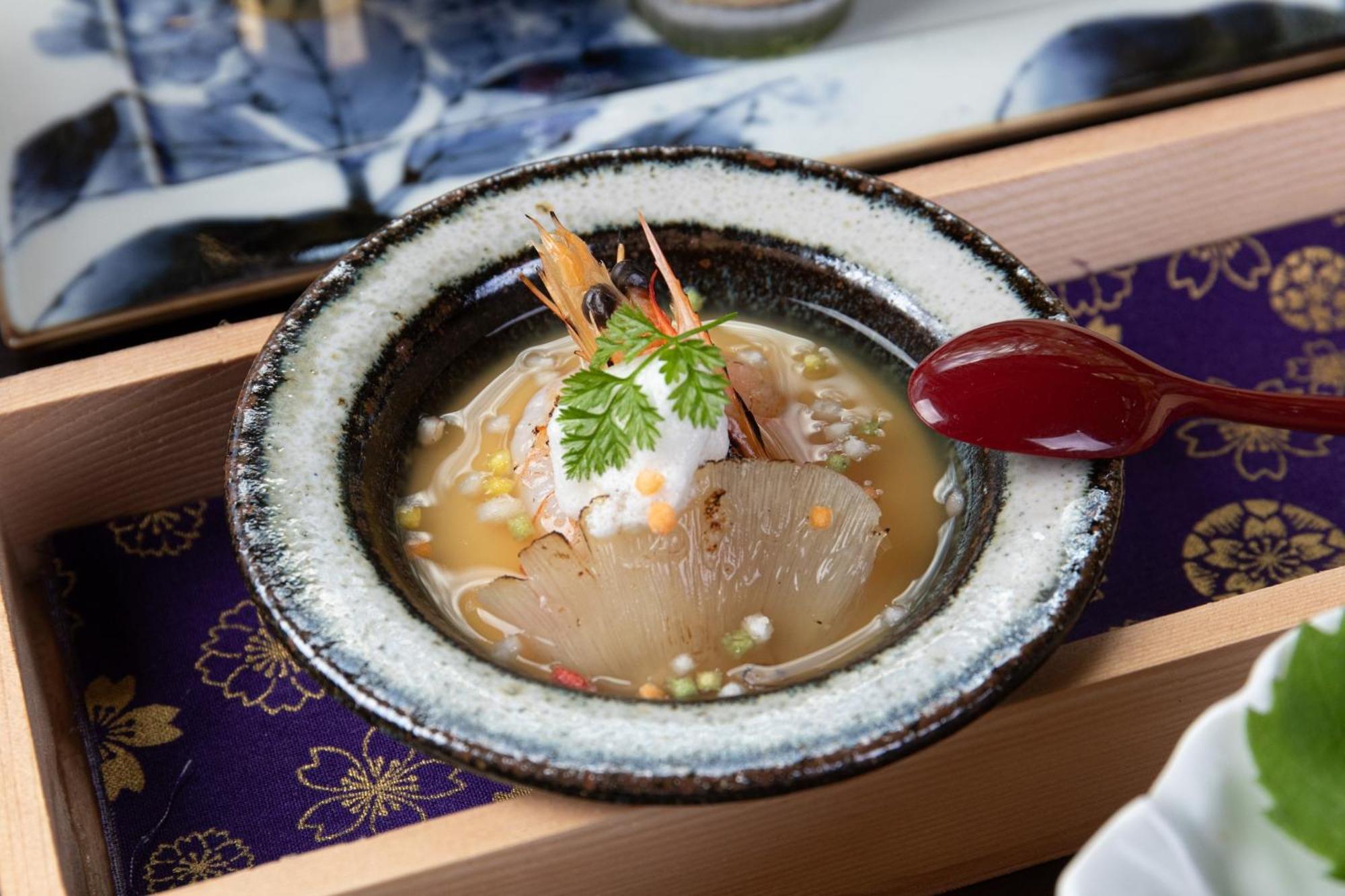 Yufuin Besso Shikisai Hotel Eksteriør billede